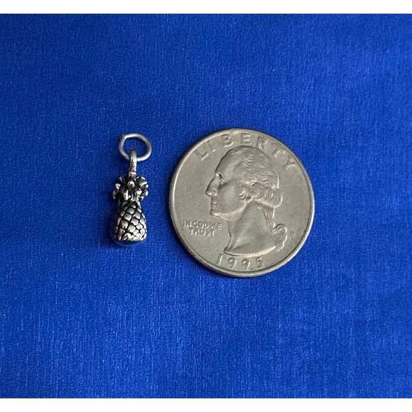 Sterling Silver 3D Oxidized Pineapple Necklace - Picture 5 of 5